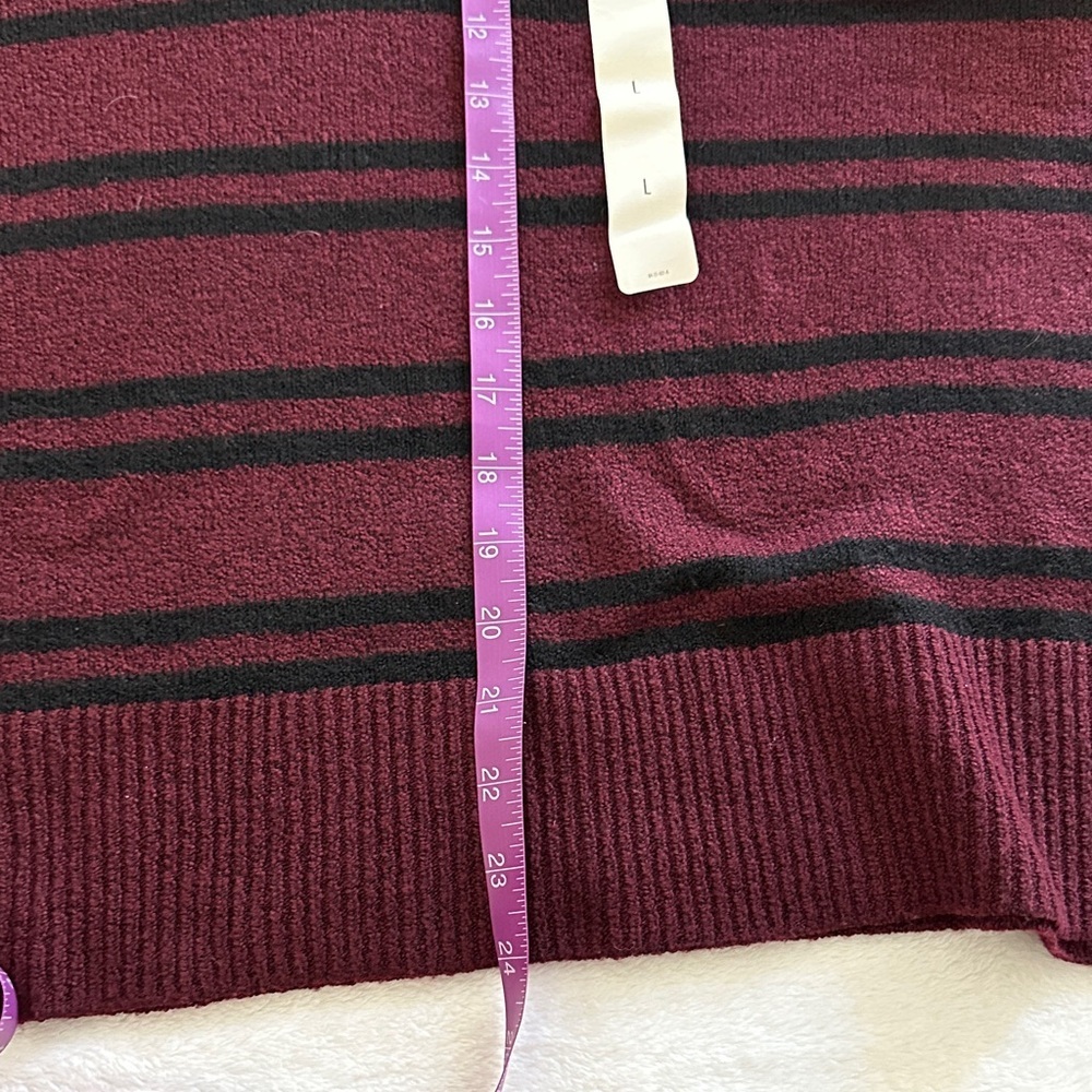 A New Approach  Deep V-Neck Sweater in Maroon and Black NWT - Picture 7 of 9